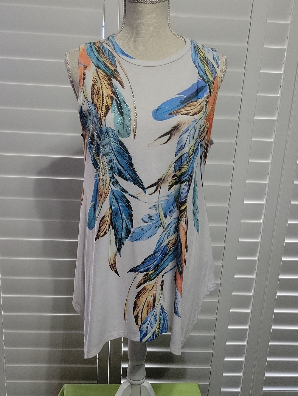 Sleeveless White Feather-Print Tunic Tank Top